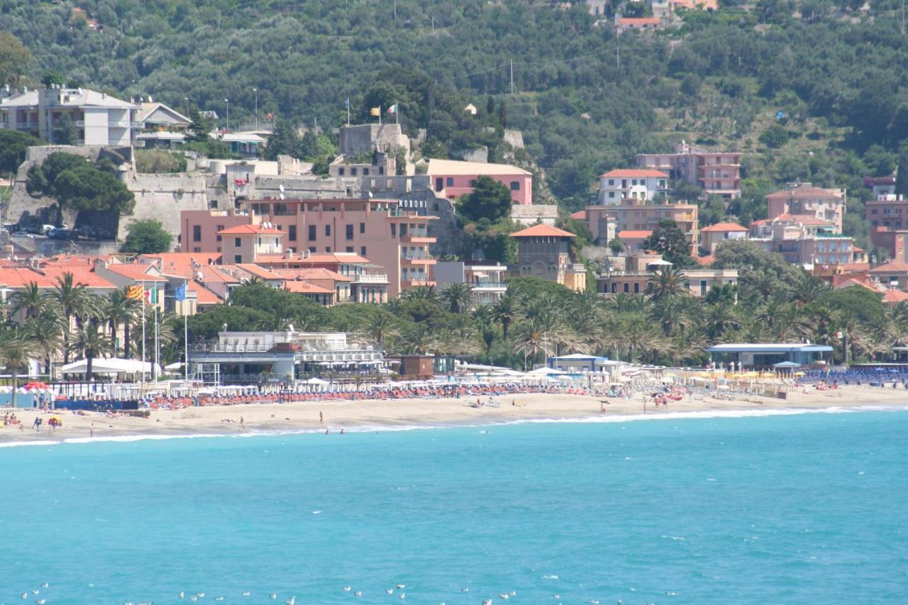 Grand Hotel Moroni Finale Ligure Eksteriør billede